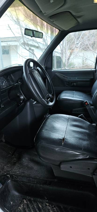 Ford-e-150-econoline-xl-1995-white-2