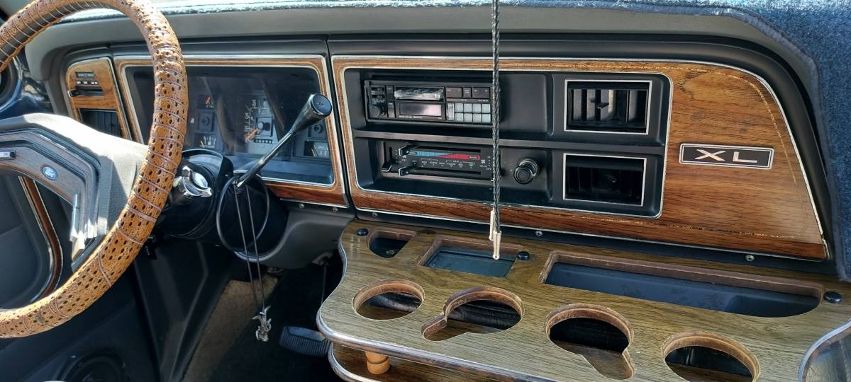 Ford-e-150-xl-van-1989-blue-3
