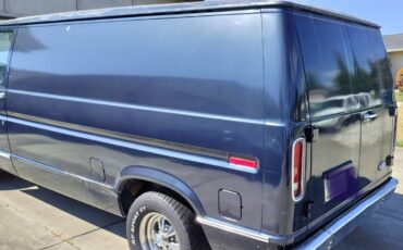 Ford-e-150-xl-van-1989-blue