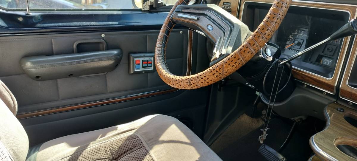 Ford-e-150-xl-van-1989-blue-4