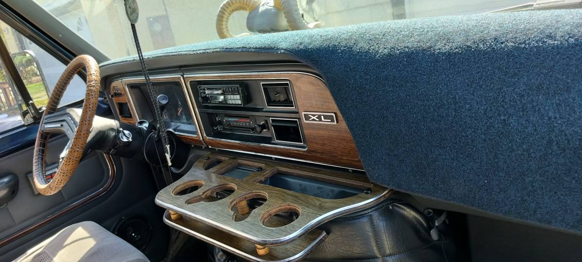 Ford-e-150-xl-van-1989-blue-6