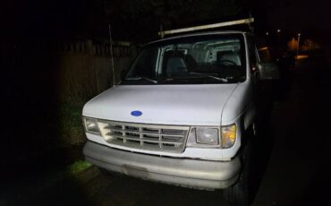 Ford-e-250-econoline-1993-white-2