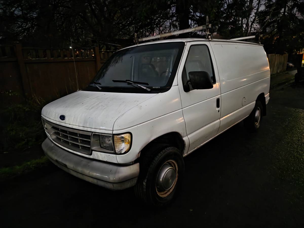 Ford-e-250-econoline-1993-white-9