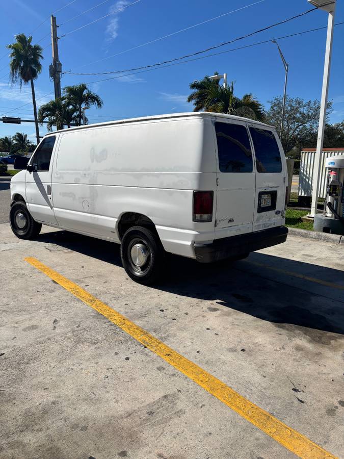 Ford-e-250-econoline-1995-white-2