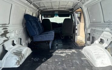 Ford-e-250-econoline-1995-white-4