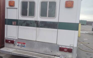 Ford-e-350-econoline-1984-6