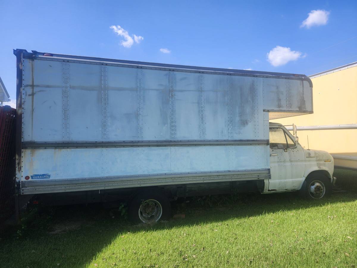 Ford-e-350-econoline-1987-1