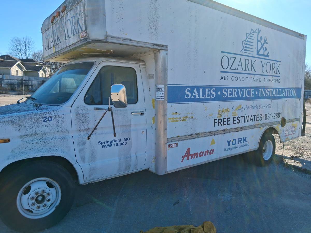 Ford-e-350-econoline-1990-1