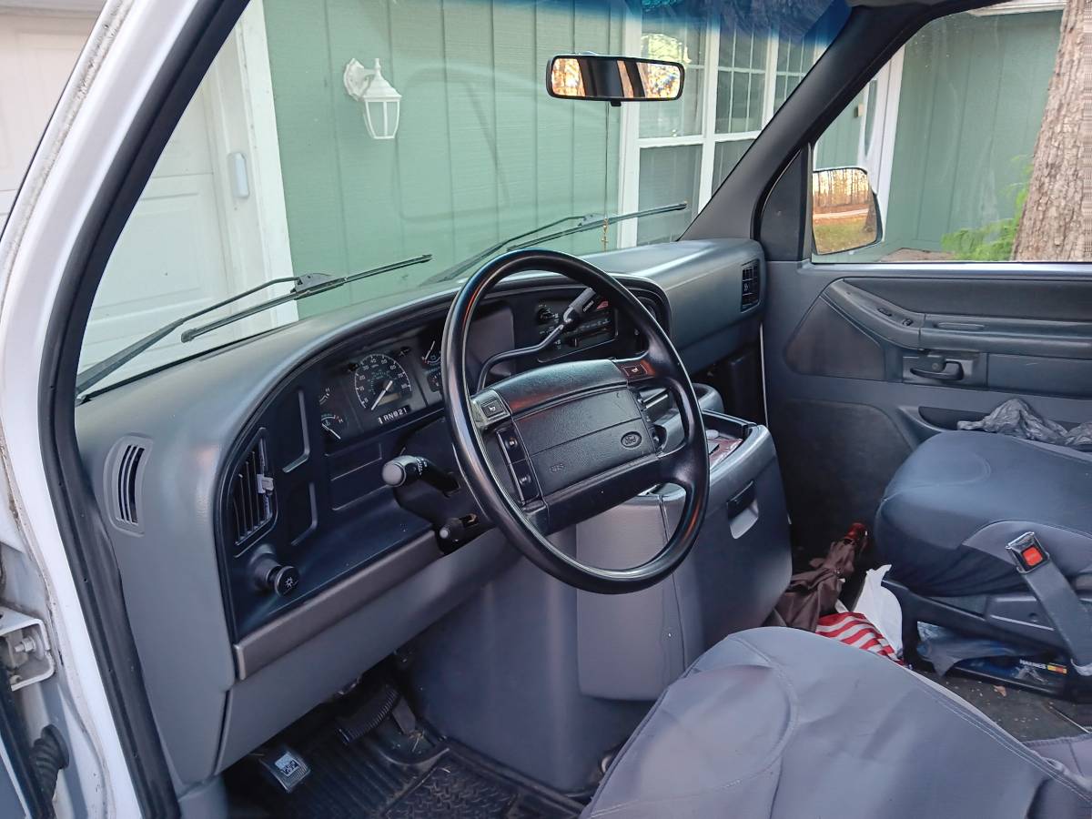 Ford-e-350-econoline-1996-white-6