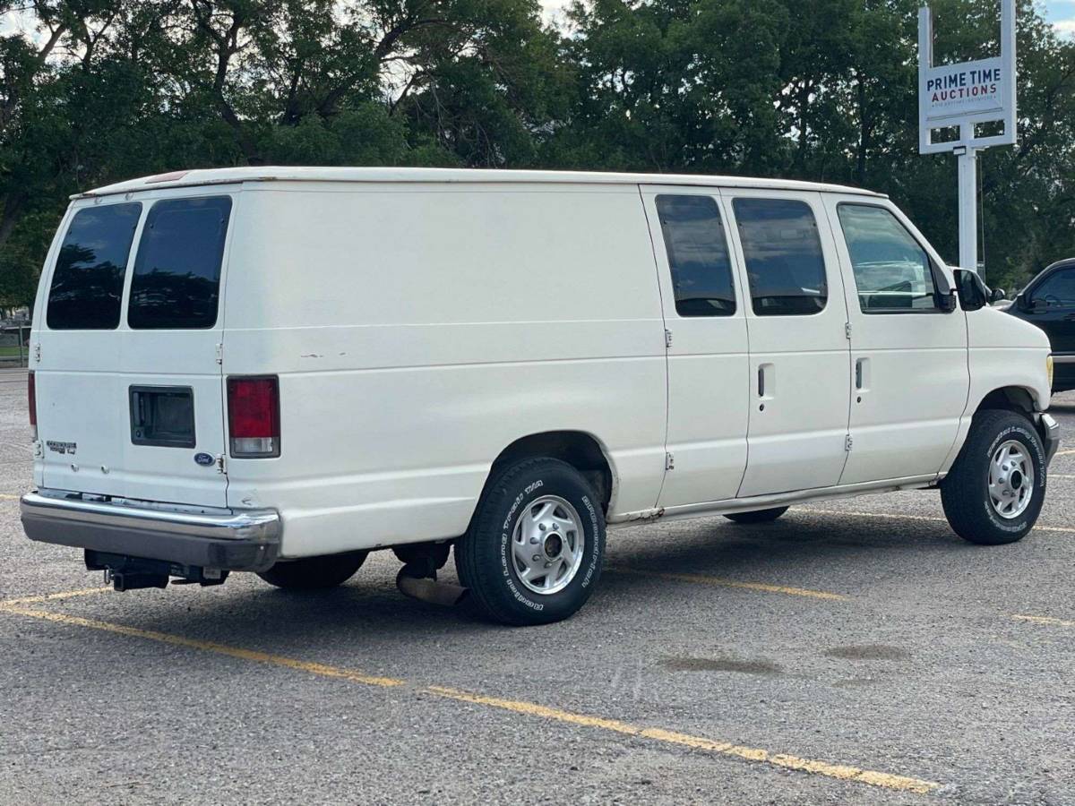 Ford-e-350-econoline-diesel-1995-white-4