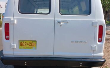 Ford-e-350-econoline-van-1976-white-7