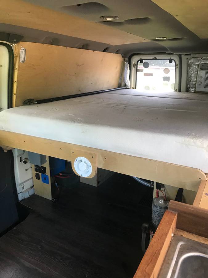 Ford-e-350-econoline-xl-1995-white-4