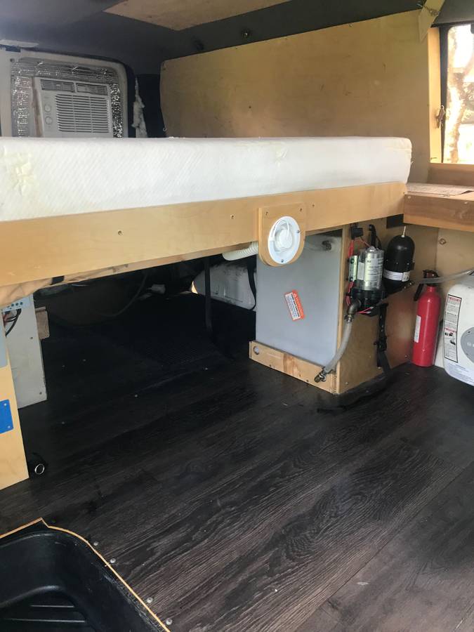 Ford-e-350-econoline-xl-1995-white-5