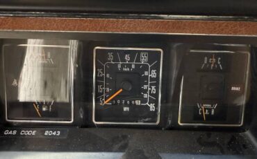 Ford-e-350-ford-econoline-1984-white-10