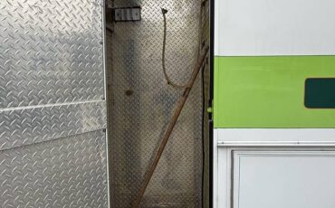 Ford-e-350-ford-econoline-1984-white-14