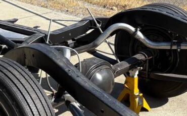 Ford-e-series-1957-green-4