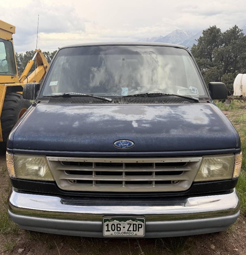 Ford-e150-cargo-van-1994-blue-3