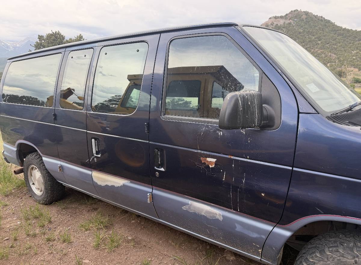 Ford-e150-cargo-van-1994-blue-5