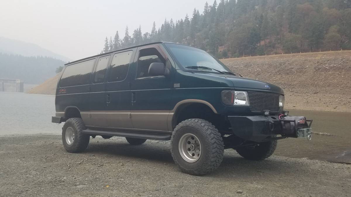 Ford-e150-cargo-van-1994-green-3