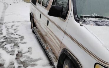 Ford-e150-conversion-van-1995-white