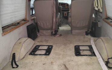 Ford-e150-conversion-van-1995-white-4