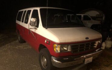Ford-e150-econoline-club-van-1995-white-3