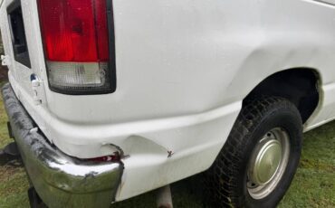 Ford-e150-econoline-club-van-1995-white-8