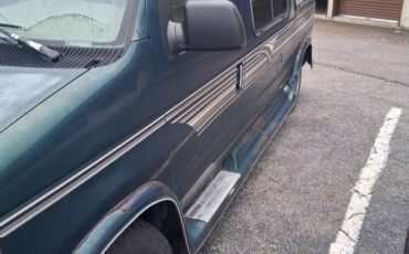 Ford-e150-winnebago-conversion-1994-green-1