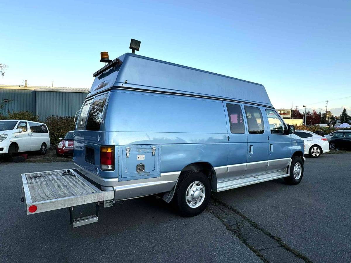 Ford-e250-econoline-cargo-van-1993-blue-7