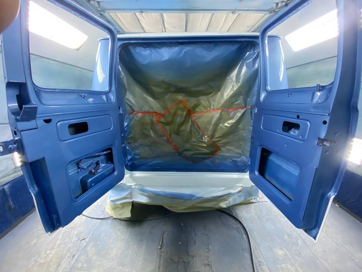 Ford-e300-1973-blue-13