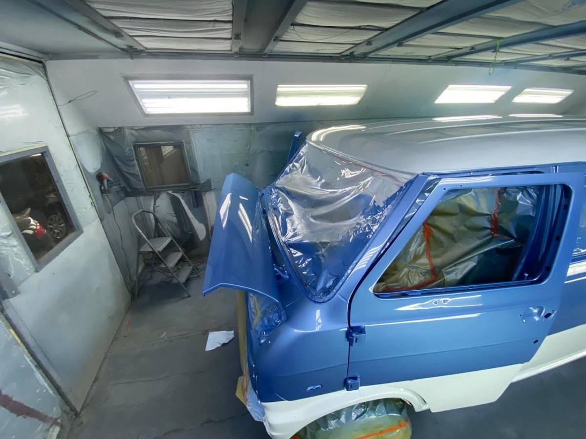 Ford-e300-1973-blue-16