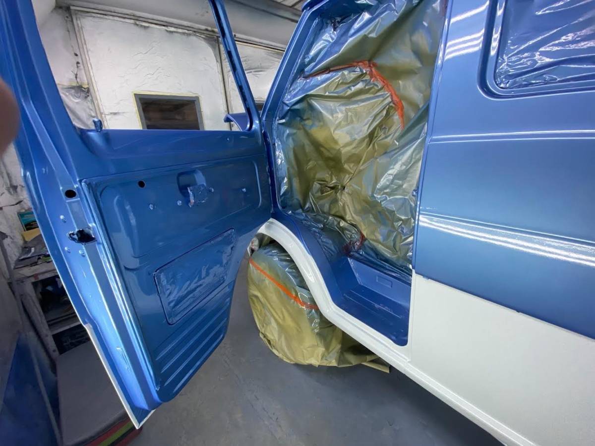 Ford-e300-1973-blue-18