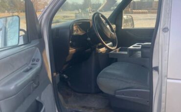 Ford-e350-15-passenger-van-1993-grey-2