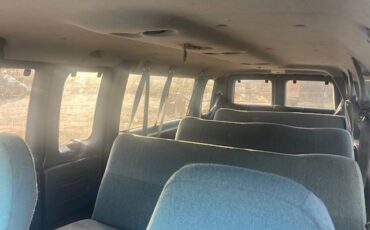 Ford-e350-15-passenger-van-1993-grey-4