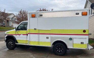 Ford-e350-4-x-4-ambulance-package-diesel-1992-white-21