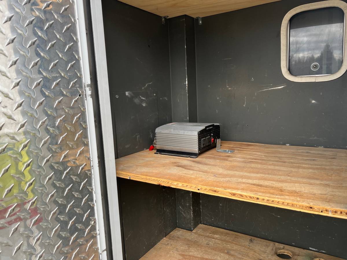 Ford-e350-4-x-4-ambulance-package-diesel-1992-white-3