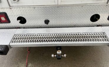 Ford-e350-4-x-4-ambulance-package-diesel-1992-white-8