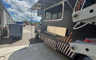 Ford-e350-box-truck-1990-black-10