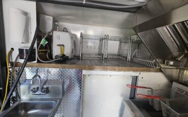 Ford-e350-box-truck-1990-black-19