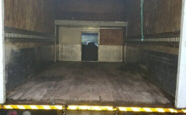 Ford-e350-box-truck-diesel-1994-2