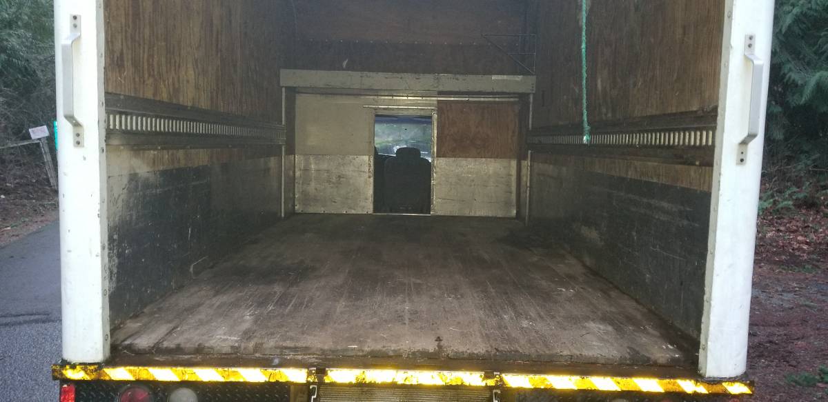 Ford-e350-box-truck-diesel-1994-2