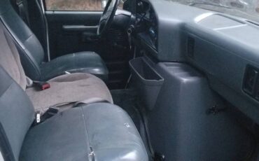 Ford-e350-box-truck-diesel-1994-4