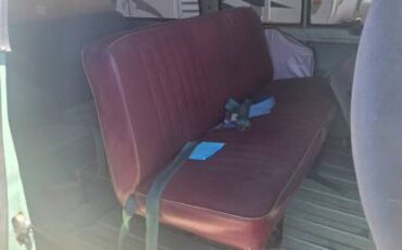 Ford-e350-club-wagon-1979-1