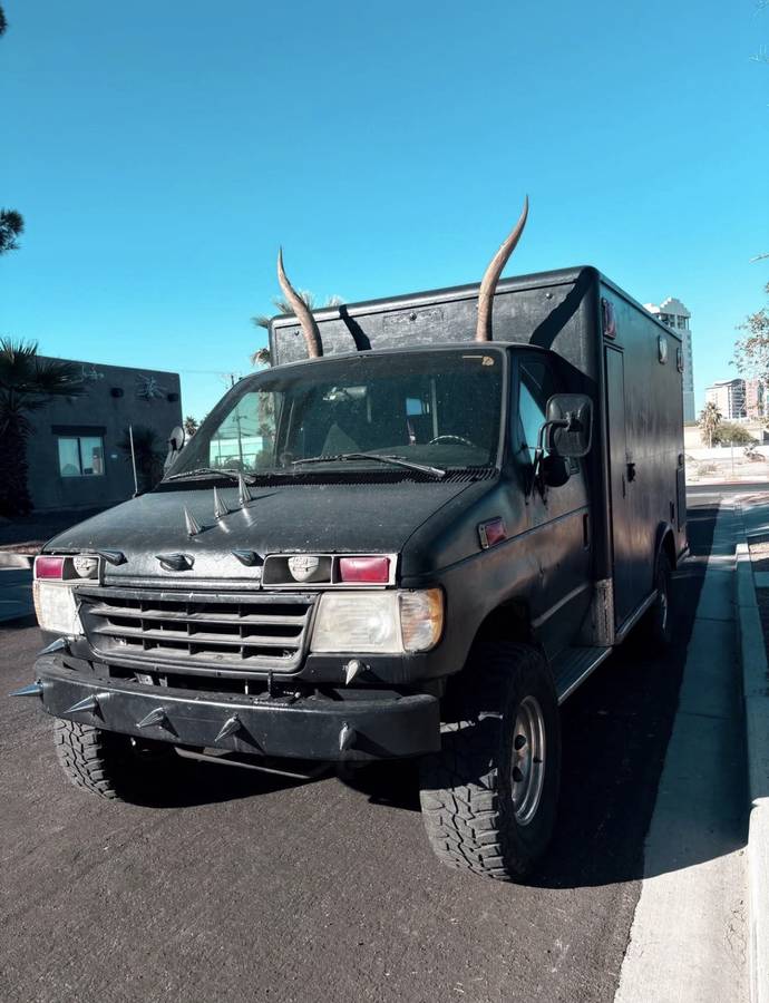 Ford-e350-diesel-1995-black-4