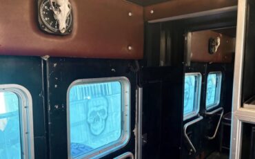 Ford-e350-diesel-1995-black-7