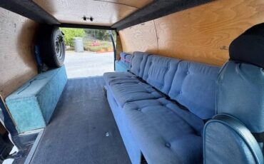 Ford-e350-van-1986-white-3