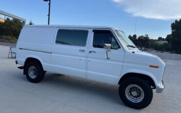 Ford-e350-van-1986-white