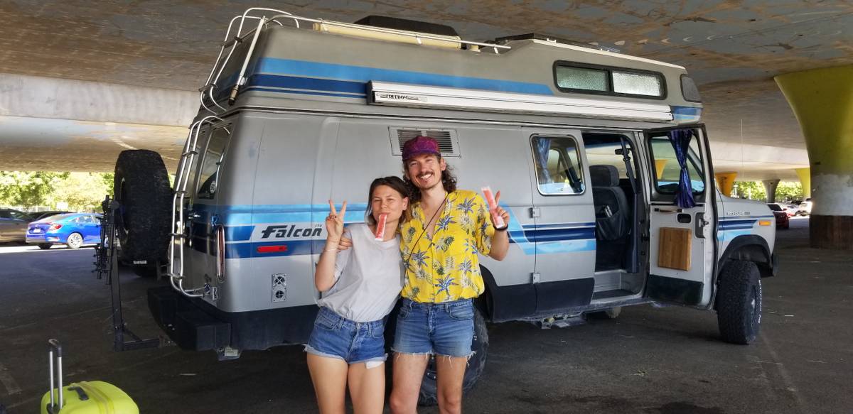 Ford-econoline-1988-9