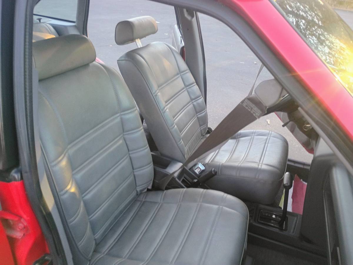 Ford-escort-lx-1990-red-3