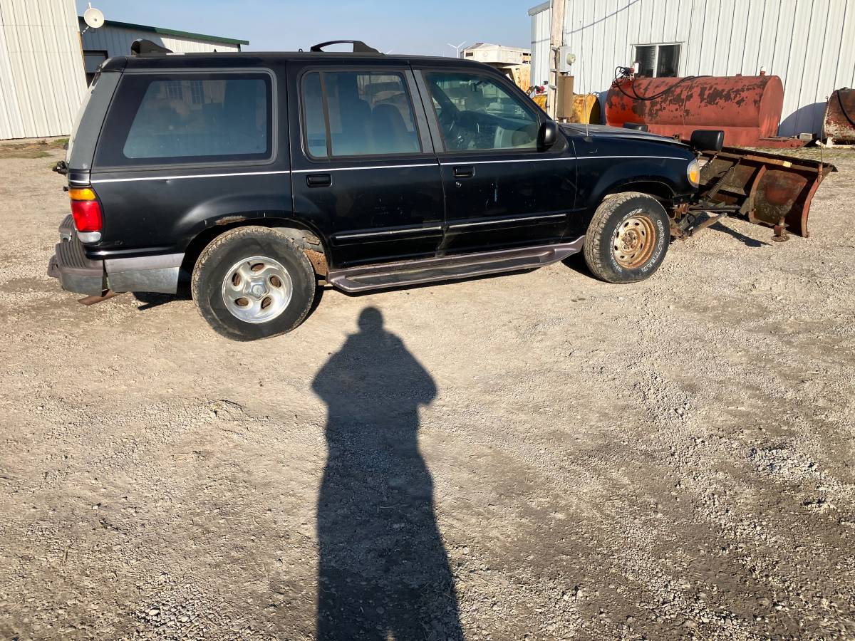 Ford-explorer-1995-black-5